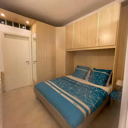 Charming Of In Area Apartament *