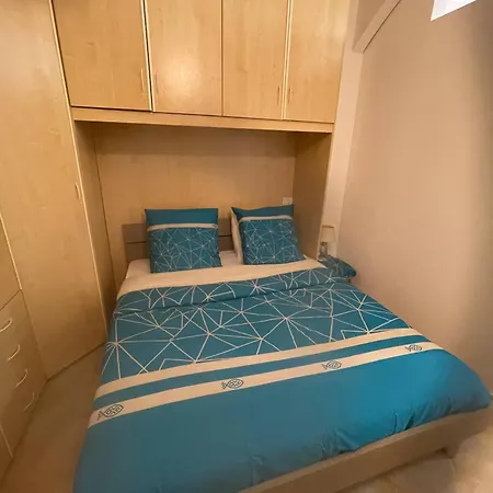 Charming Of In Area Bologne